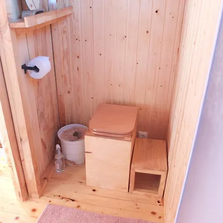 Apartment Herdershut 'de Skoeboet', Vlakbij Zee Sint Maartensbrug